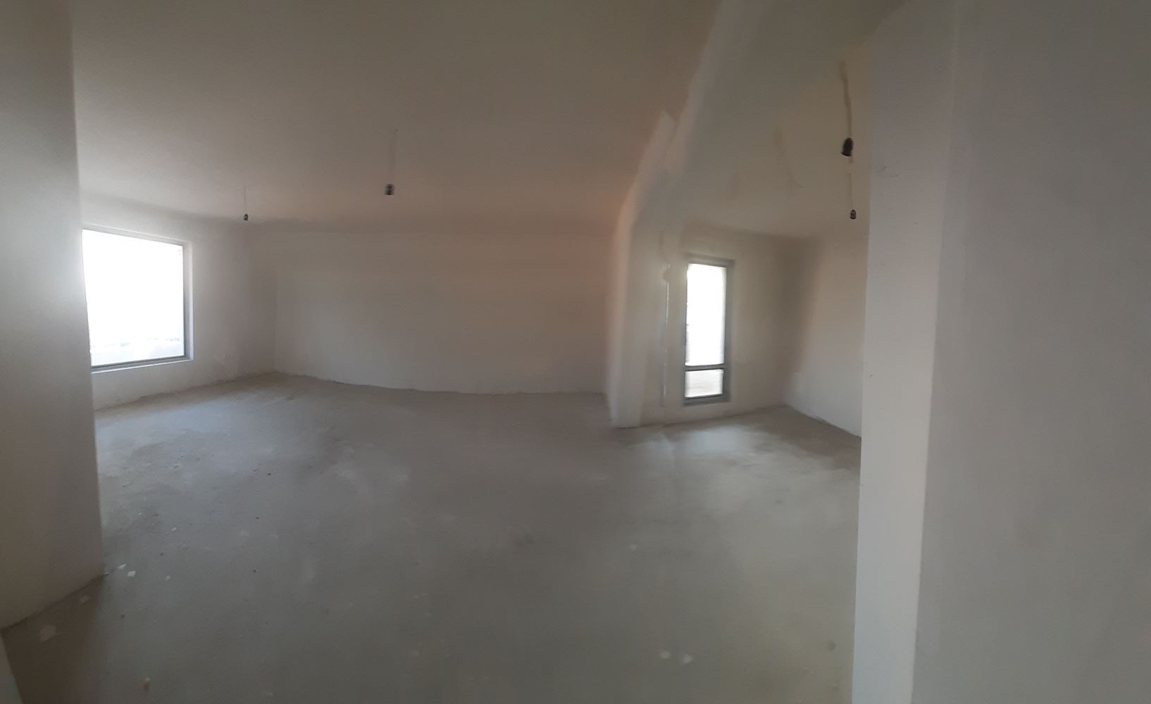 Продава просторен тристаен апартамент в нова сграда, Левски-0
