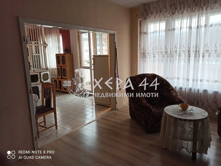 Четиристаен апартамент в кв. Владиславово-0
