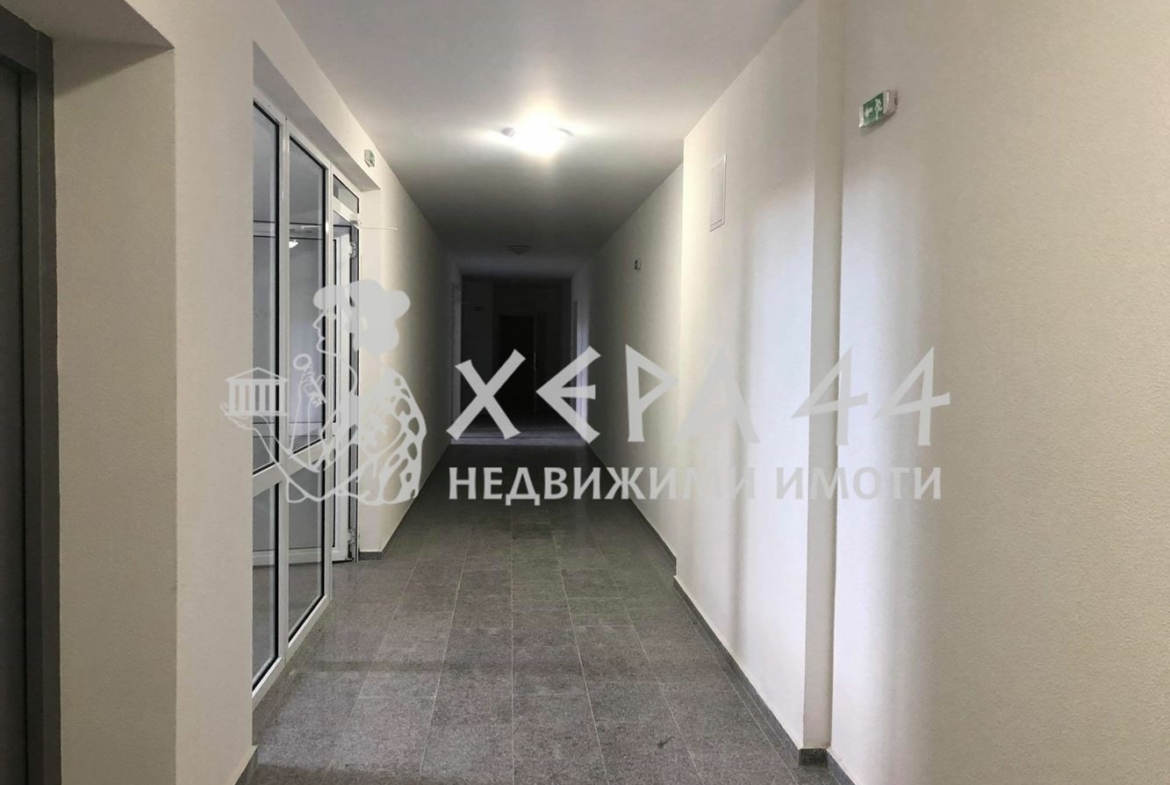Ексклузивно! Двустаен, западен апартамент с АКТ 16 за продажба в жк'' Левски'', гр. Варна!-0