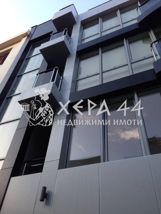 Офис в Гръцката махала-0