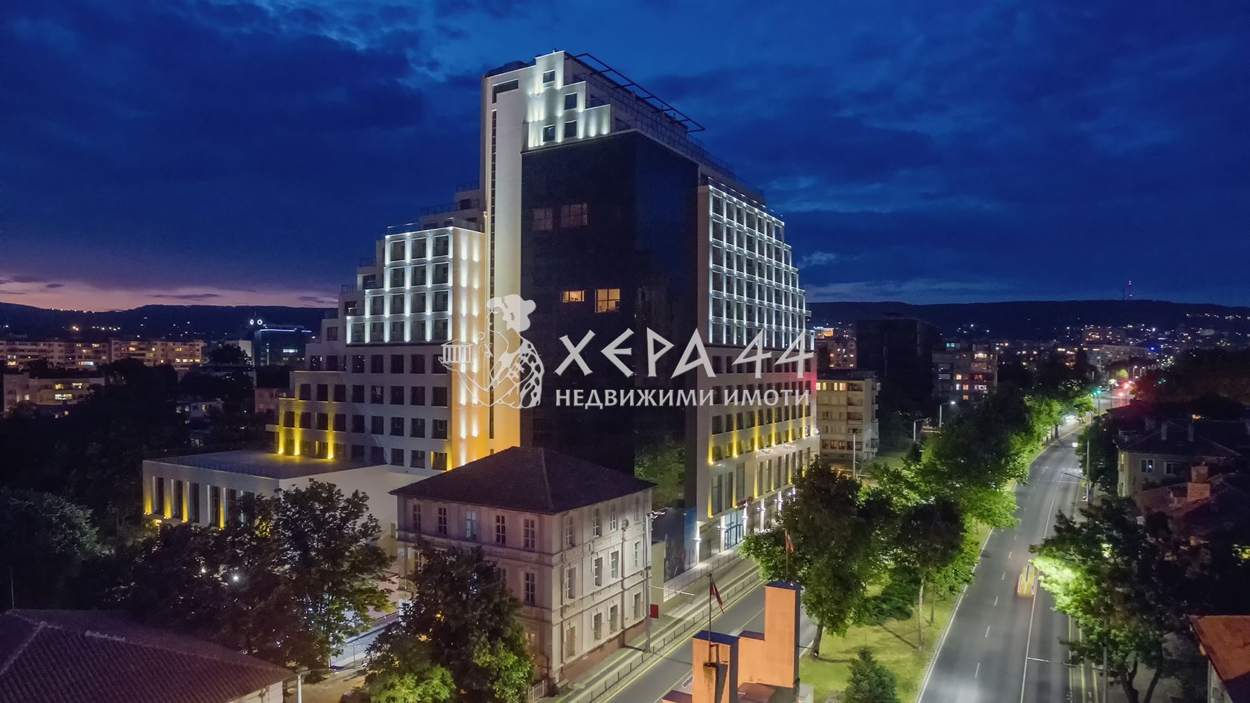  ПродаваМ тристаен апартамент с морска панорама!-0