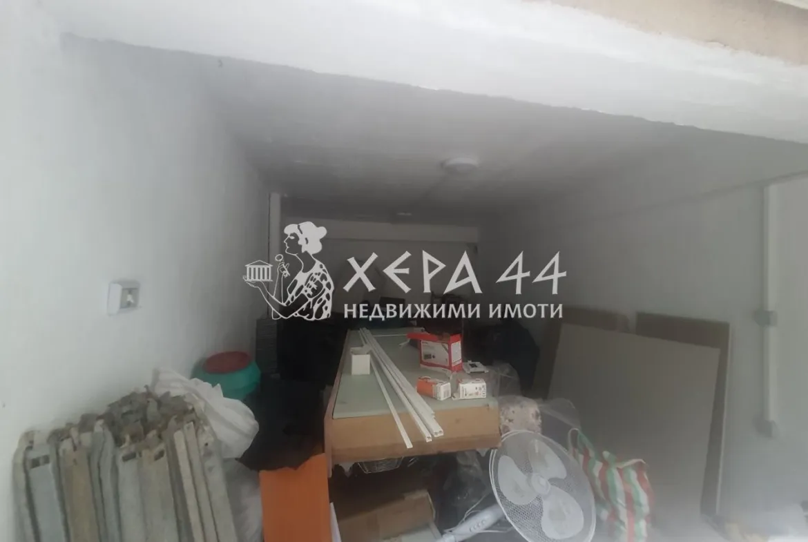 Продавам гараж Колхозен пазар - 0