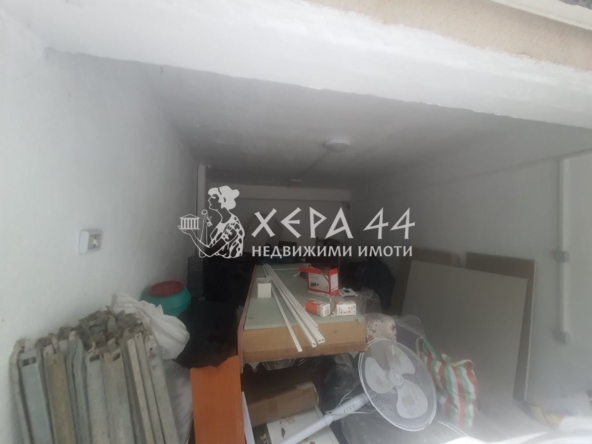 Продавам гараж Колхозен пазар - 0