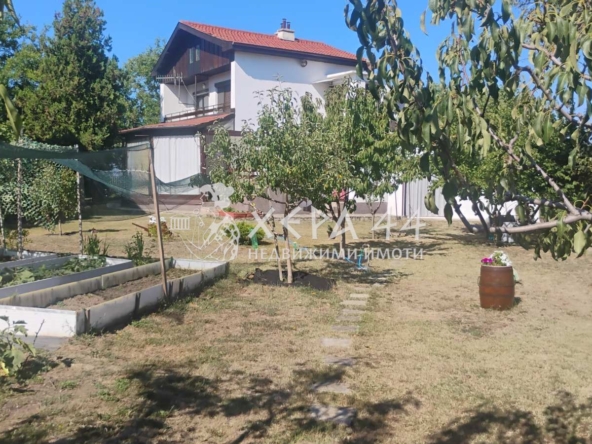 Продавам обзаведена къща село Зорница - 0
