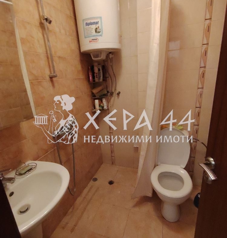 Продава обзаведен 2стаен Ален мак - 0