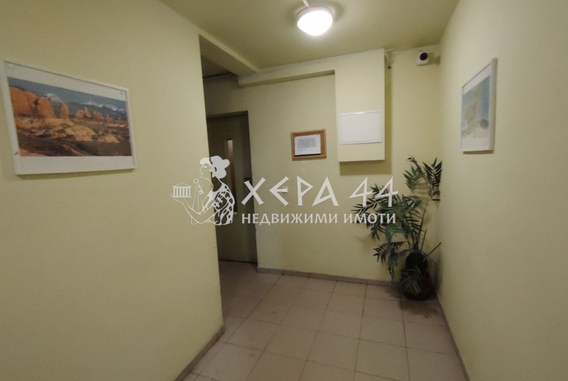 Продава едностаен с функционалност на двустаен - 0