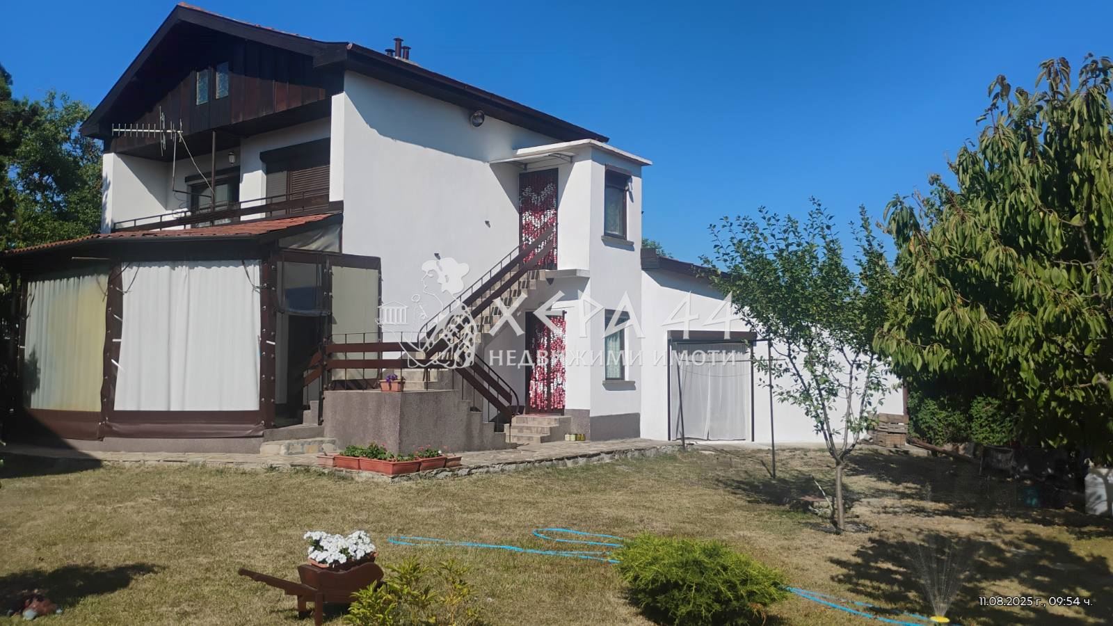 Продавам обзаведена къща село Зорница - 0