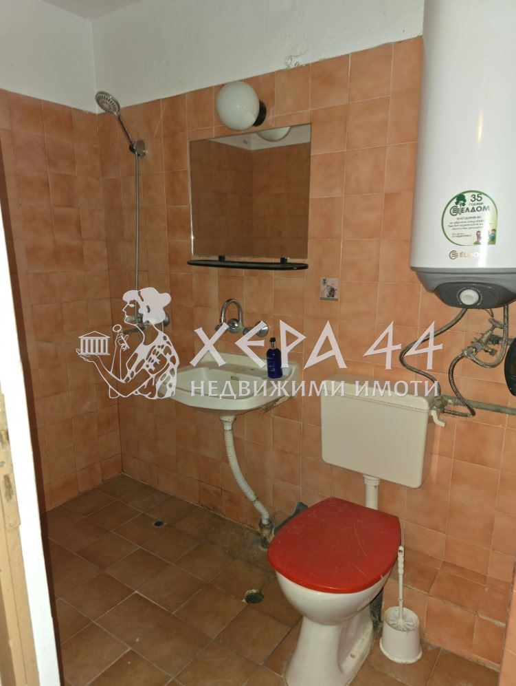 Тристаен апартамент в кв. Левски - 0