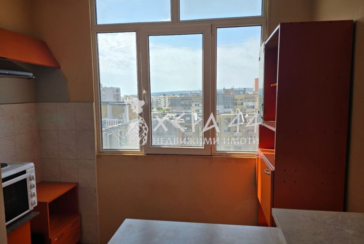 Тристаен апартамент в кв. Левски - 0