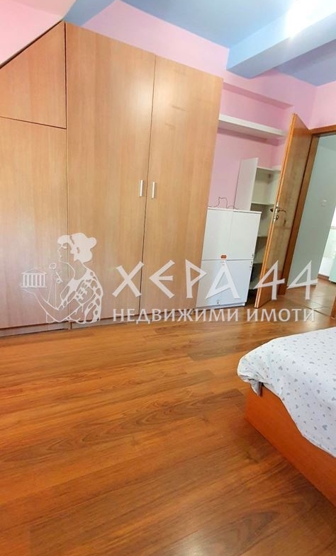 Двустаен апартамент в Цветен квартал - 0