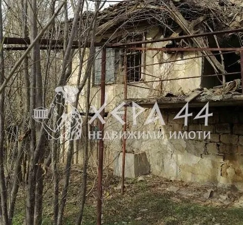 Къща в с. Млада гвардия - 0
