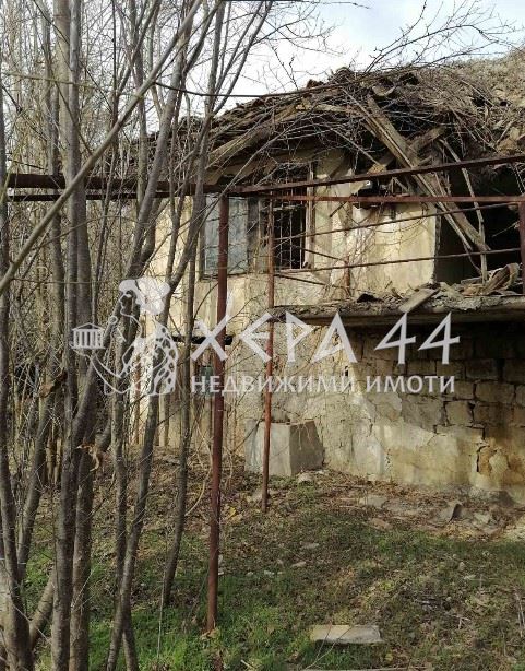 Къща в с. Млада гвардия - 0