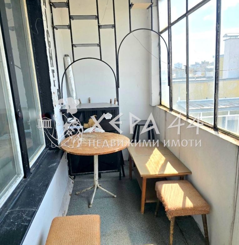 Тристаен апартамент в кв. Левски - 0