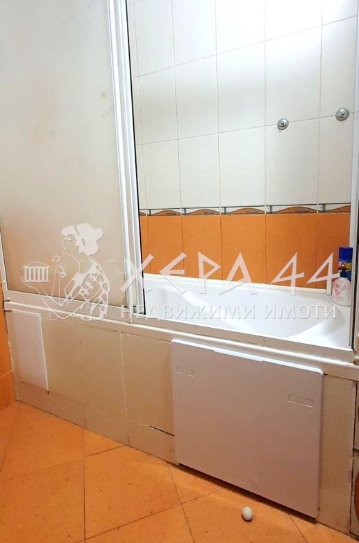 Двустаен апартамент в Цветен квартал - 0