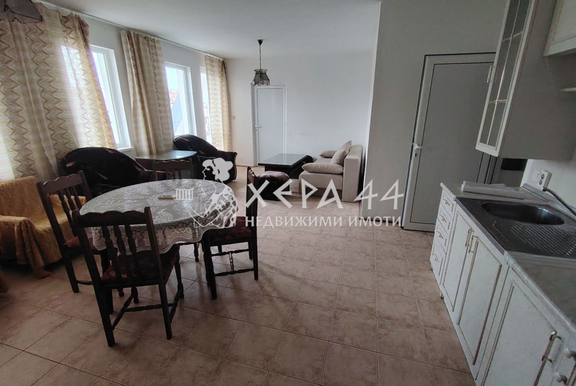 Продава 3стаен Окръжна болница Генералите - 0