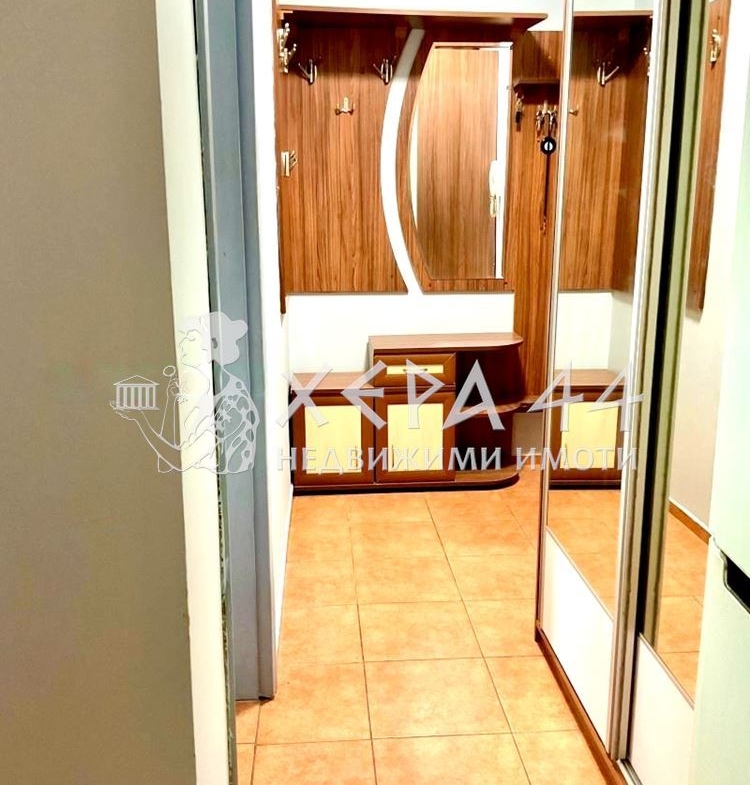 Двустаен апартамент в Цветен квартал - 0