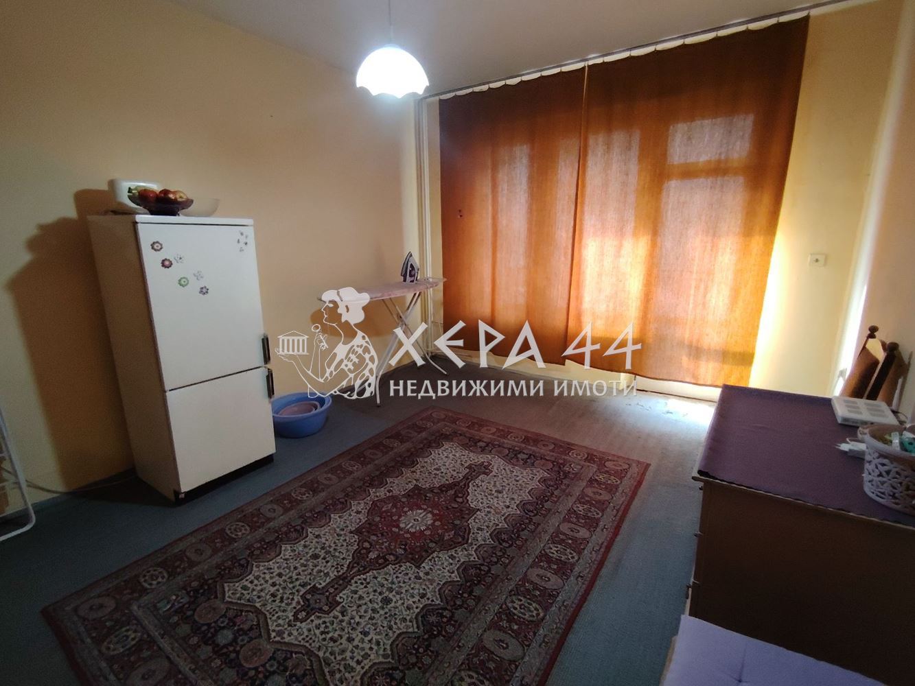 Продавам двустаен южен - 0