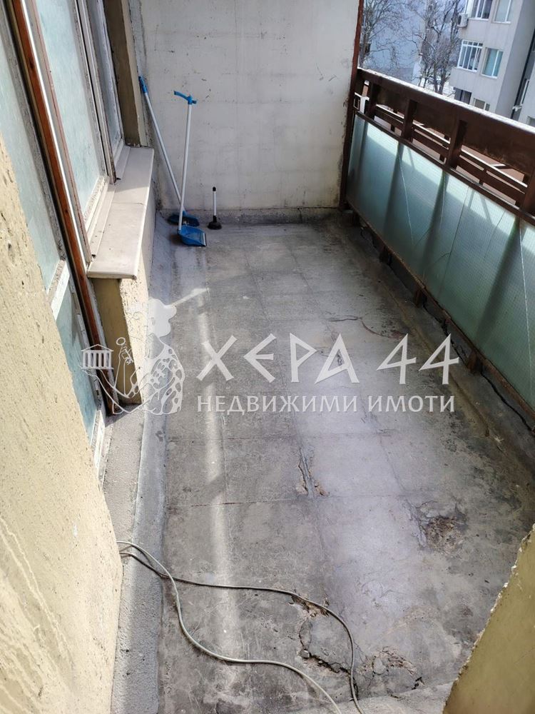 Продавам двустаен южен - 0