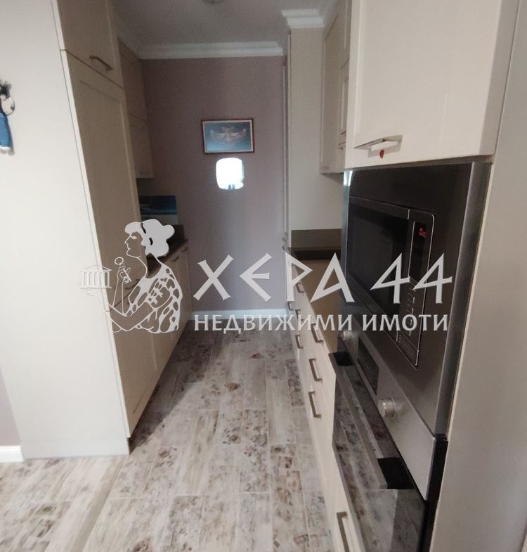 Продавам 3стаен в комплекс "Симфония" - 0